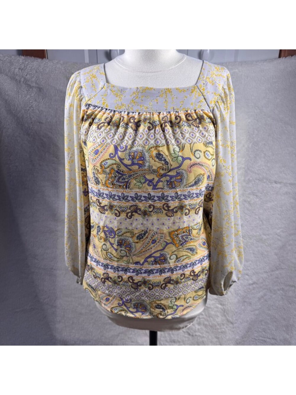 Davi & Dani 1X Yellow Gray Floral boho Paisley Blouse Balloon Sleeve Lightweight
